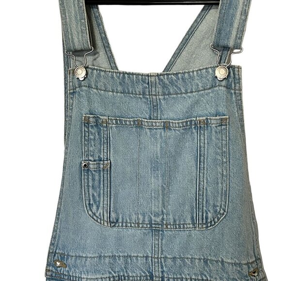 Denim Co. Overall Shorts Size (See Photos) Light Wash, Hook Straps / BiB #P1479 - Picture 2 of 12